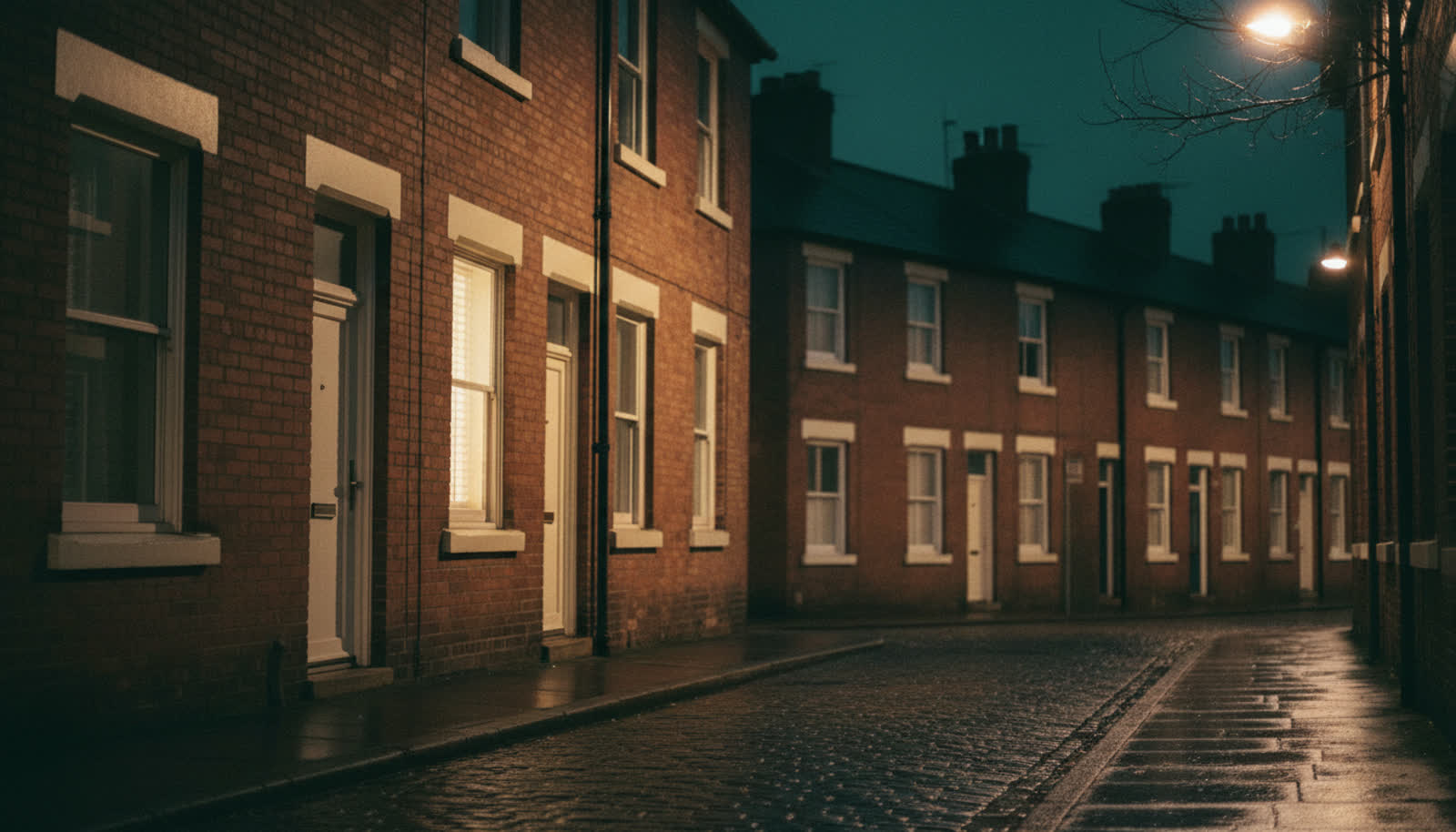 What can a landlord do about antisocial behaviour?