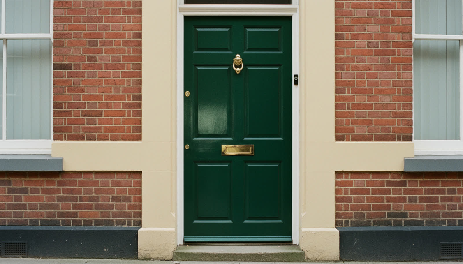 When can a landlord enter a let property, and when can't they?